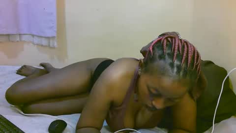 sexy_latasha online show from April 23, 12:29 pm