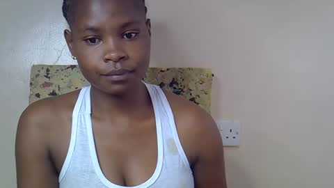 Molyne online show from April 10, 6:30 am