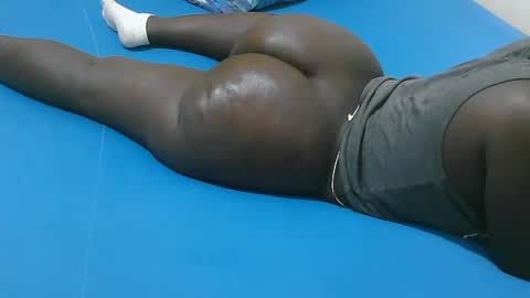 Sexy Quincy online show from June 13, 6:40 pm