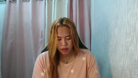 SOFIE  The woman who lives in the province online show from June 13, 3:33 pm