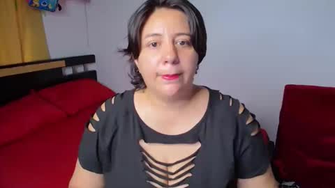 janel online show from April 7, 9:28 pm