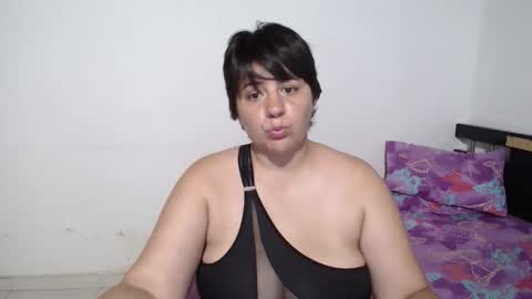 janel online show from December 15, 10:17 pm