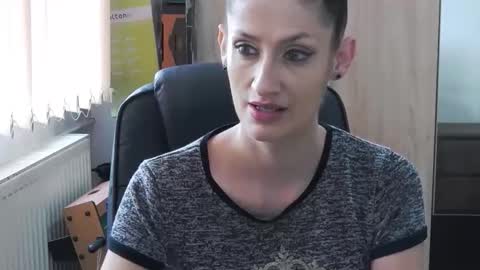 SexyBea online show from June 4, 6:19 am