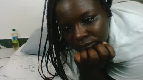 sexyblackgal10 online show from September 12, 12:23 am