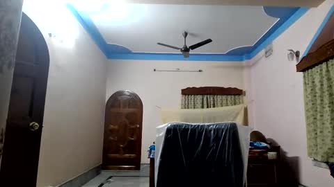 xcxcxcx online show from January 12, 4:25 pm