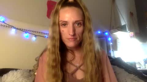 KendalLove317 online show from December 2, 6:13 am