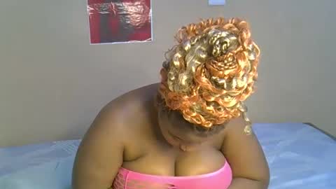 sexycecile33 online show from April 29, 12:32 pm