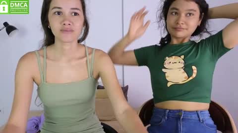 chanell and yina online show from June 2, 1:35 pm