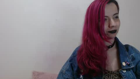 sexydemonangel online show from July 13, 7:01 am