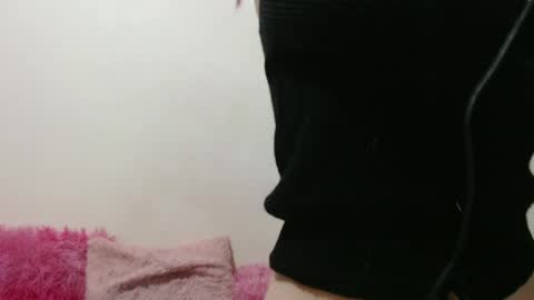 sexydemonangel online show from July 2, 8:08 am