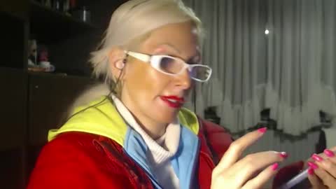 ENI pvt moan your name  WHEN I M NOT online you tell me in SNAPCHAT deal yes add me...  FREE TWITTER magiconline101...... online show from October 1, 11:36 pm