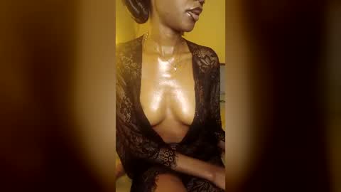 Mimiey1 online show from August 5, 6:43 am