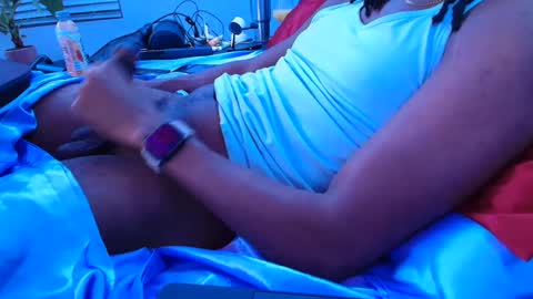 sexyhornyman1993 online show from February 24, 4:05 am