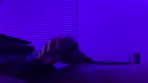 sexyhornyman1993 online show from September 10, 4:46 am