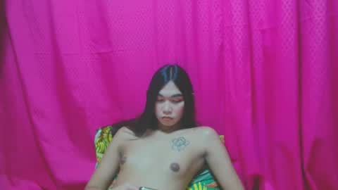 sexyhornyts4u online show from April 10, 12:32 pm