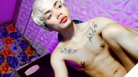 Snapshot of sexyhotbabe18 chatting on February 22, 9:48 pm sexyhotbabe18 online show from February 22, 9:48 pm