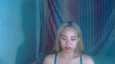 jeanken and jelian online show from October 8, 5:02 am