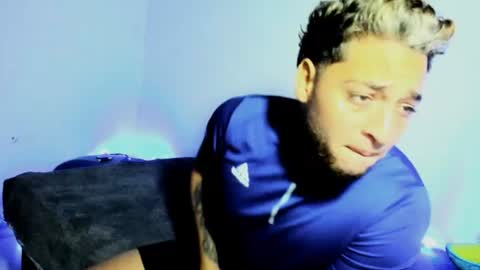 sexymen698 online show from June 15, 12:41 pm