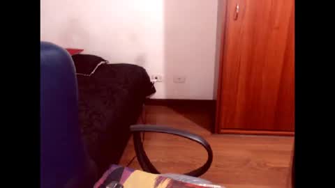 Snapshot of sexymone0618 chatting on February 4, 1:45 am sexymone0618 online show from February 4, 1:45 am