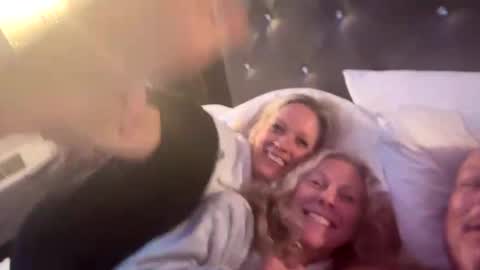 Princess Jackie and Daddy Steve online show from November 16, 9:55 am