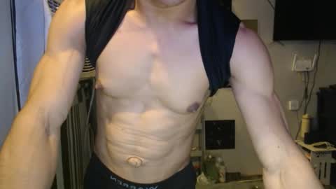 sexystrongcum online show from March 18, 1:39 pm