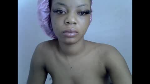 sexyxpeach online show from March 21, 12:16 am