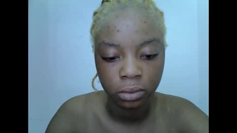 sexyxpeach online show from January 13, 7:32 pm