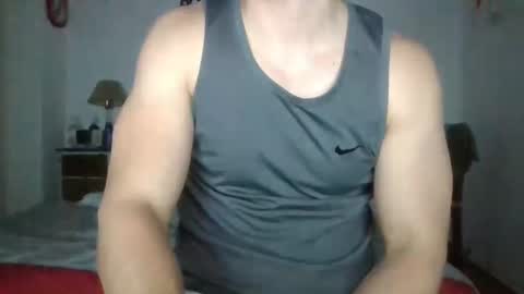 Snapshot of sexyyphilip chatting on October 6, 2:29 am sexyyphilip online show from October 6, 2:29 am