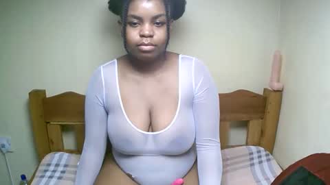 sexyyred_ online show from March 12, 2:26 am