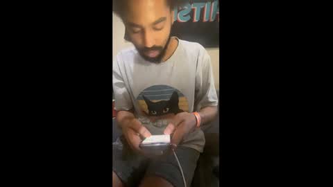 Shadow online show from November 2, 3:45 pm