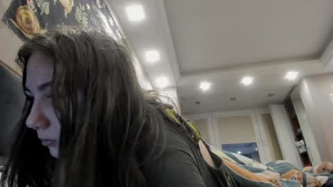 shadow_raffi online show from December 28, 1:38 pm