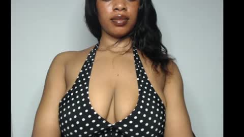 ESTHER online show from April 28, 12:42 pm