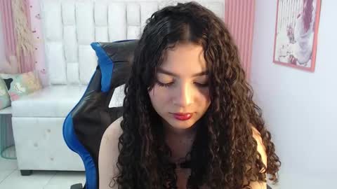 Snapshot of shalon_diaz_sub chatting on September 27, 5:11 pm Shalon online show from September 27, 5:11 pm