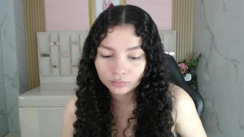 Shalon  online show from January 16, 8:18 pm