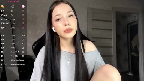 Viola online show from November 1, 7:18 am