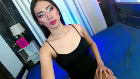 MISS SHANE online show from March 4, 6:18 pm