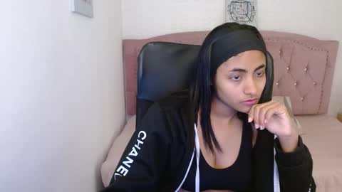 shanelle online show from March 7, 3:08 am