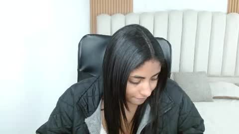 shanelle online show from July 27, 12:35 pm