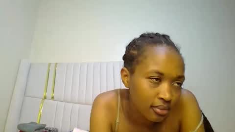 shanizz online show from February 12, 2:45 am