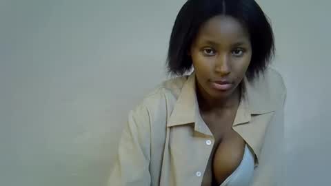 shanizz online show from November 16, 6:15 am