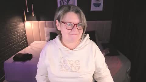 Shannon online show from March 15, 5:45 am