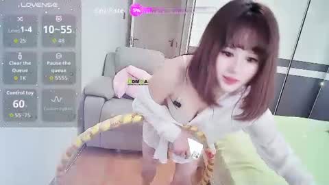 shanshan_cn online show from September 23, 8:52 am