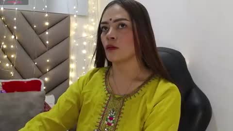 SHANTALA online show from June 13, 6:51 pm