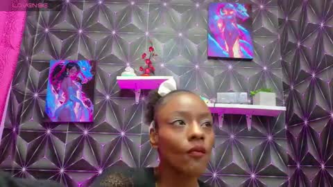 Snapshot of shantalks chatting on October 9, 3:56 am shantalks online show from October 9, 3:56 am