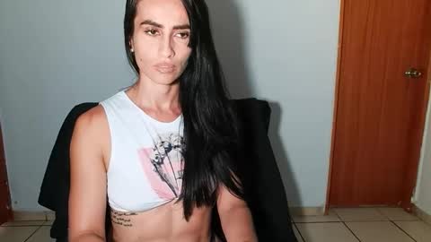 shantal online show from December 5, 8:50 pm