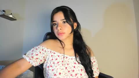 Sara online show from December 1, 3:04 am