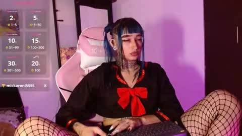 sharaross1 online show from November 5, 4:58 am