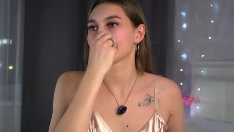 Ellysa and Mila online show from February 20, 11:34 am