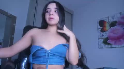 sharit_xx online show from June 17, 8:25 pm