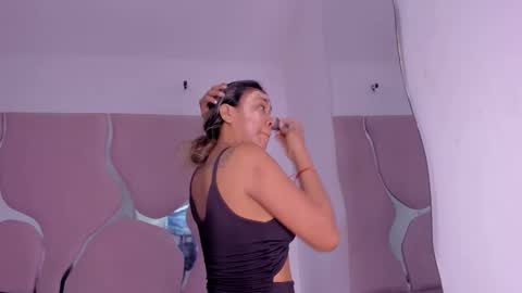 Sharith online show from February 15, 8:40 pm